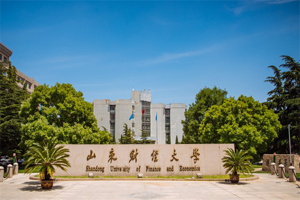 合法的配资公司网站:风险与机遇并存的投资旅程